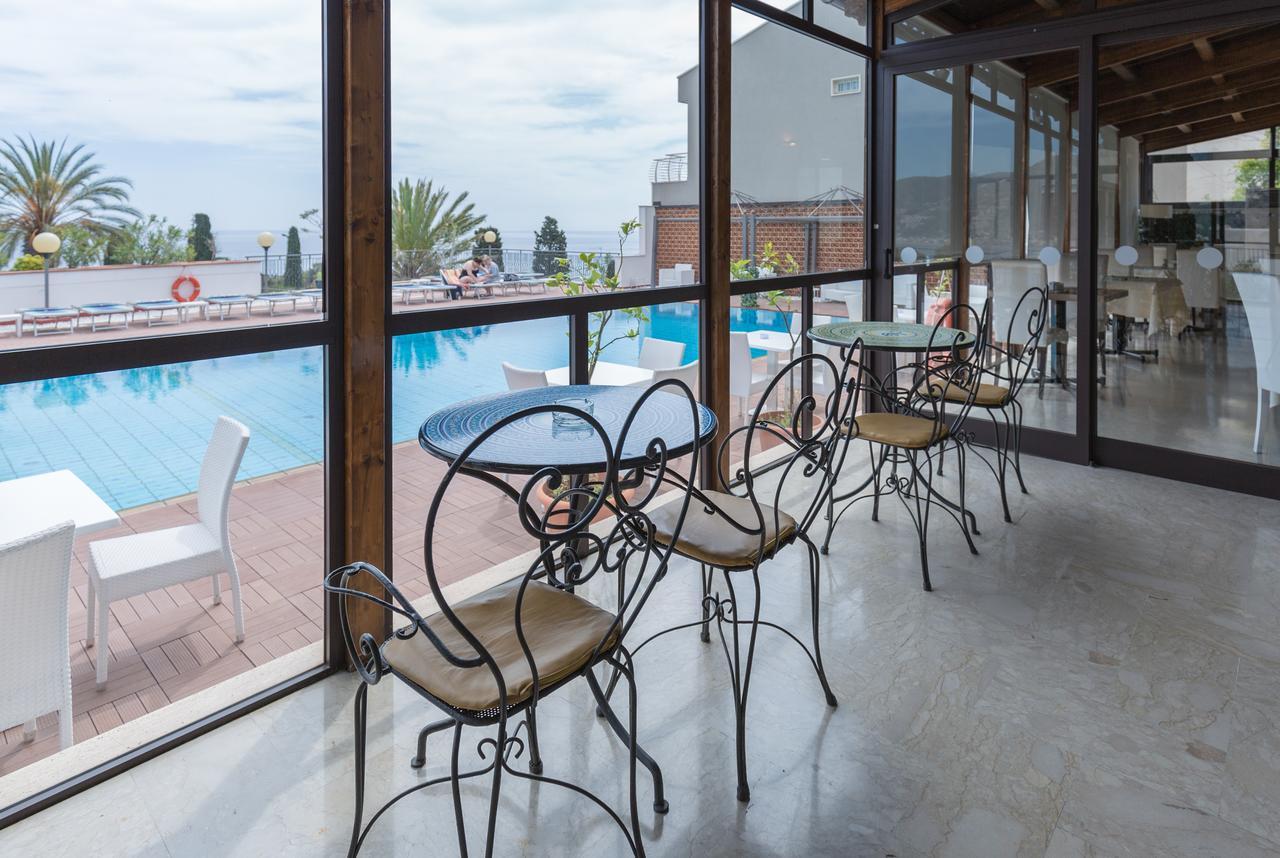 Hotel Villa Esperia Таормина Экстерьер фото